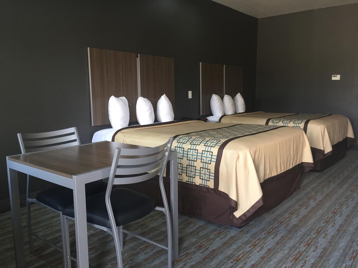 Scottish Inn & Suites - Conroe Kültér fotó
